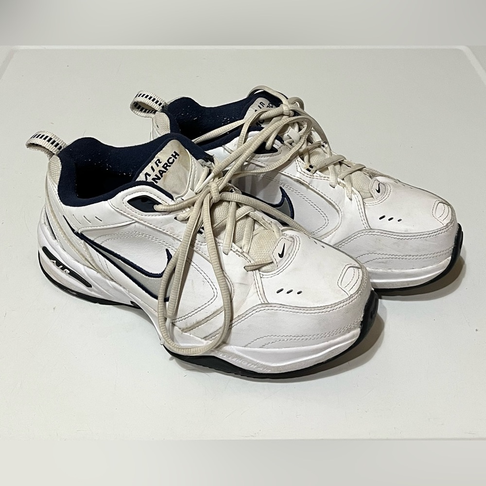 COPY - Nike Air Monarchs IV, Women’s size 7.